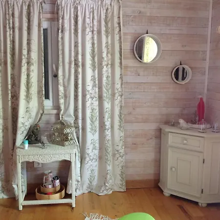 Bed & Breakfast La Maison Bleue L'Isle-sur-la-Sorgue