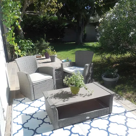 Bed & Breakfast La Maison Bleue